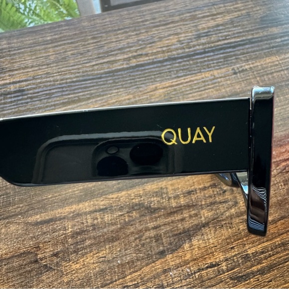 Quay Black Yada Yada Sunglasses - Picture 7 of 12
